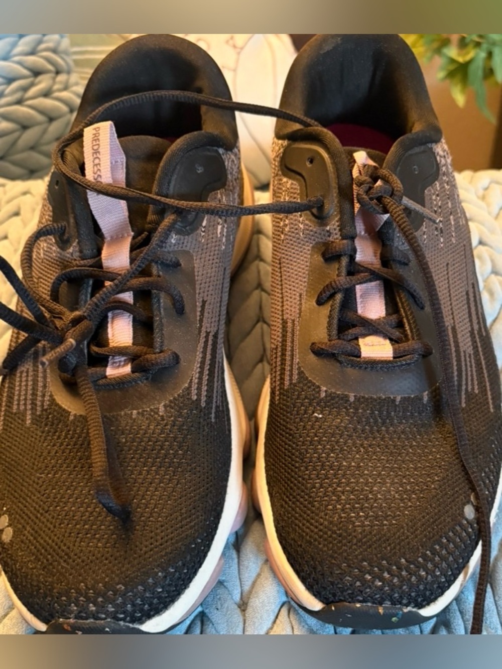 Ryka predecessor black Knit Athletic Sneakers with light purple Accent
